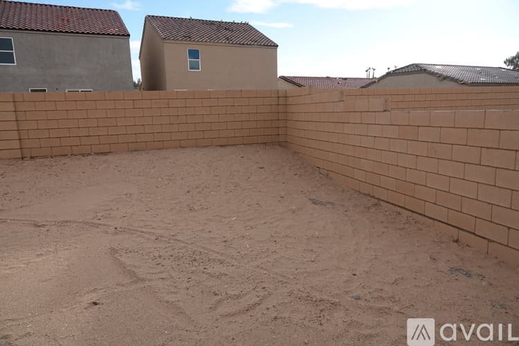 Bullhead City House: 2412 Sandpiper Dr