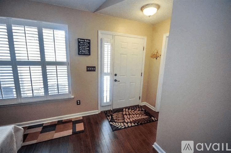 Tallahassee House: 1216 Pheasant Run Dr