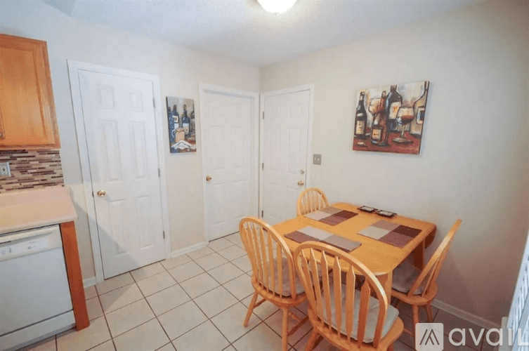 Tallahassee House: 1216 Pheasant Run Dr