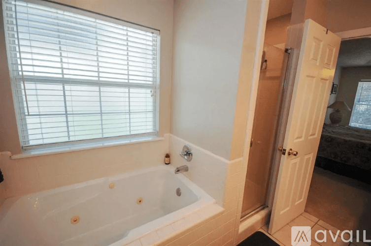 Tallahassee House: 1216 Pheasant Run Dr