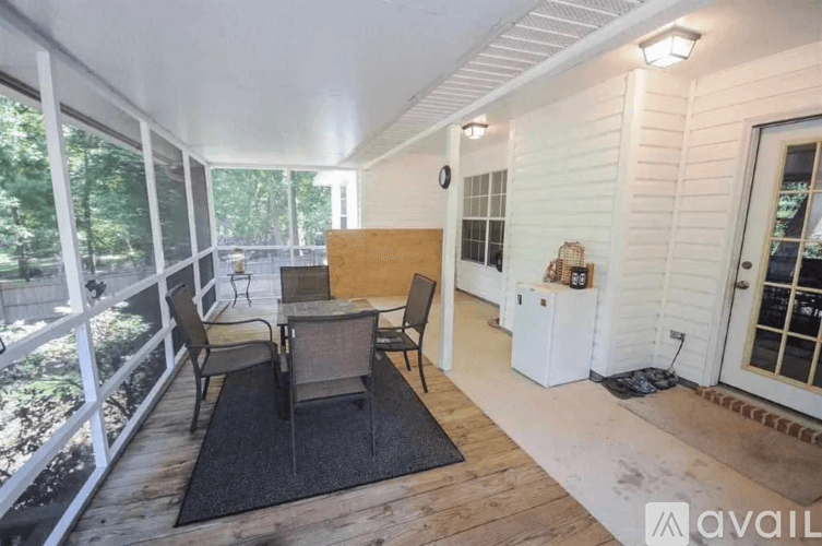Tallahassee House: 1216 Pheasant Run Dr