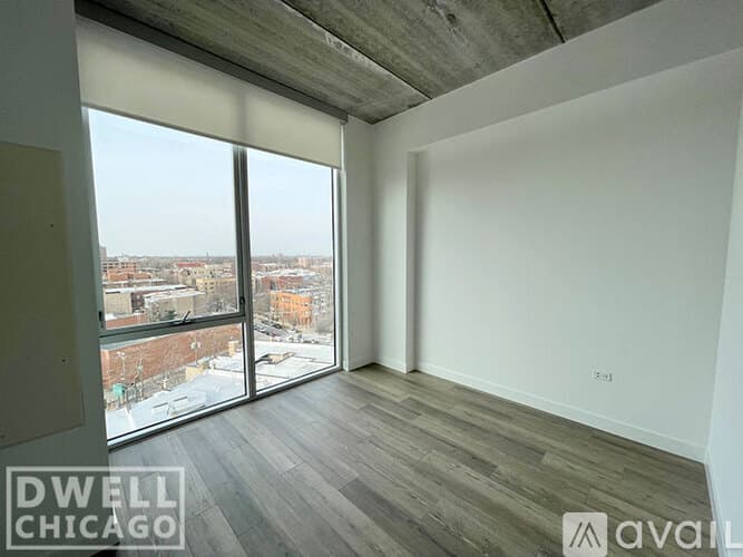 Chicago Apartment: 734 W Sheridan Rd