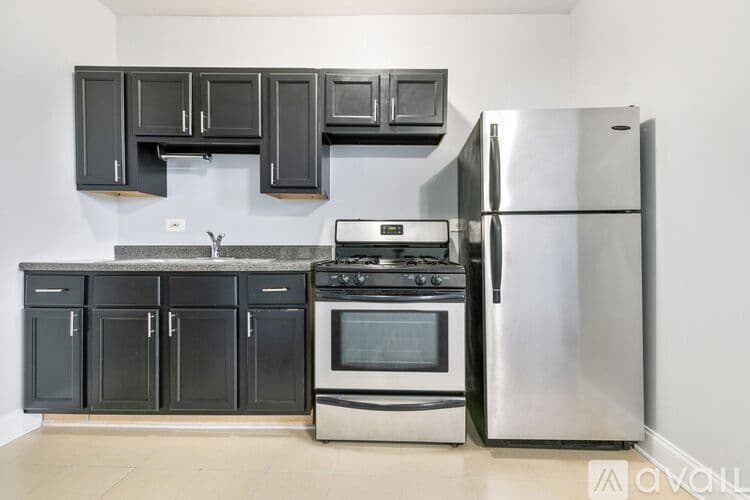 Chicago Apartment: 5860 N Kenmore Ave