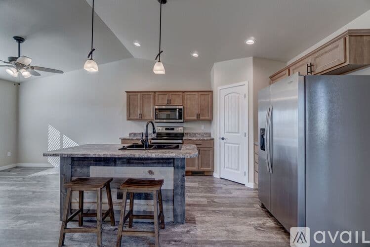 Rapid City House: 6558 Abelia St