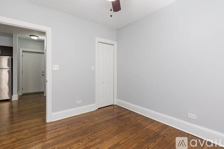 Chicago Apartment: 1611 W Juneway Terrace