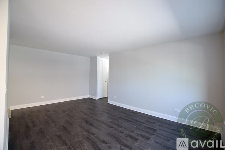 Chicago Apartment: 6001 N Kenmore Ave