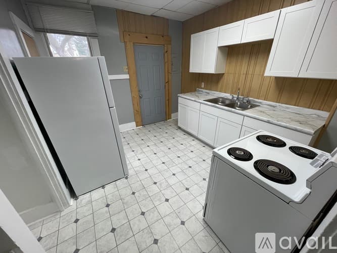 Terre Haute Apartment: 307 Kent Ave