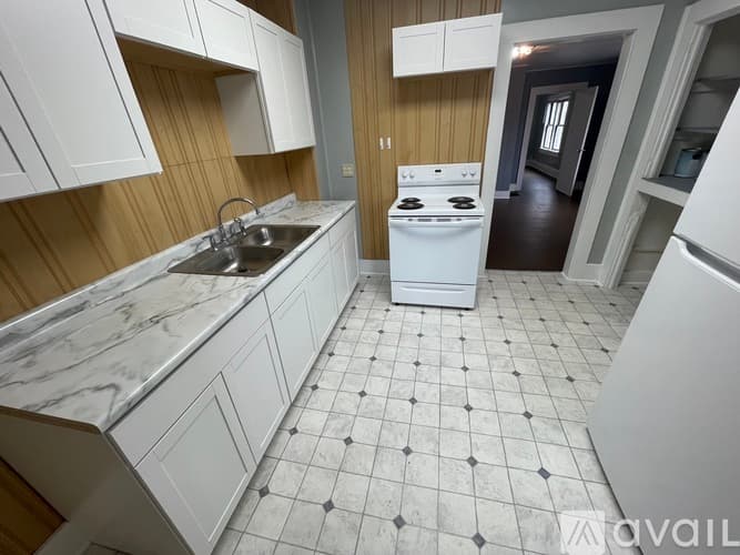 Terre Haute Apartment: 307 Kent Ave
