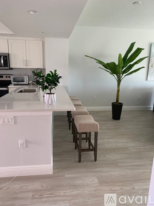 Largo Condo: 960 Starkey Rd