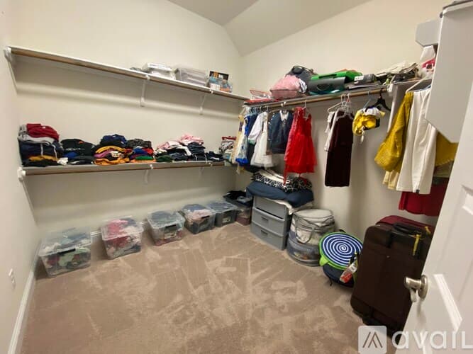 Leander House: 2324 Stampede Drive