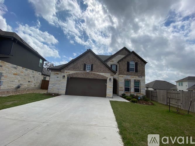 Leander House: 2324 Stampede Drive