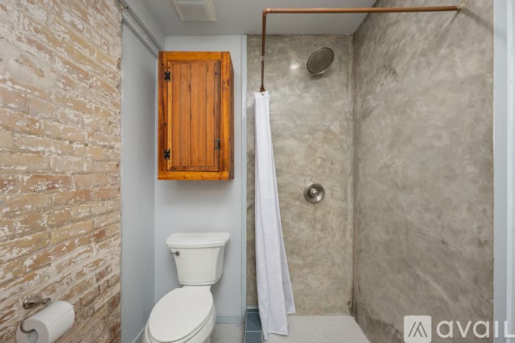 Brownsville Townhome: 1500 East Madison Street