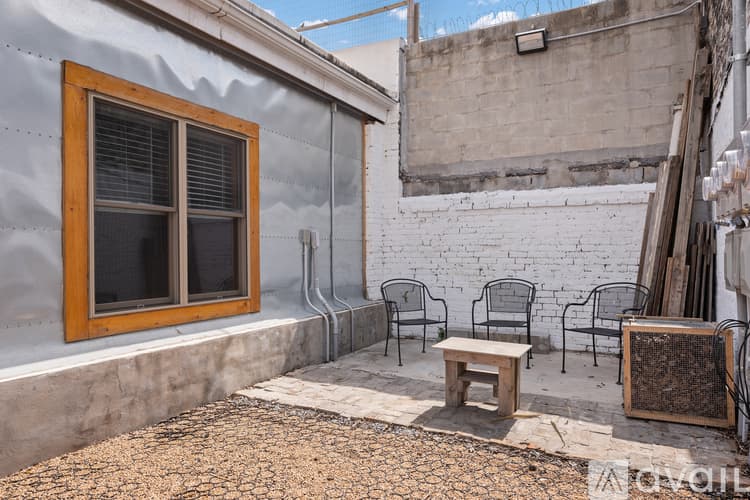 Brownsville Townhome: 1500 East Madison Street
