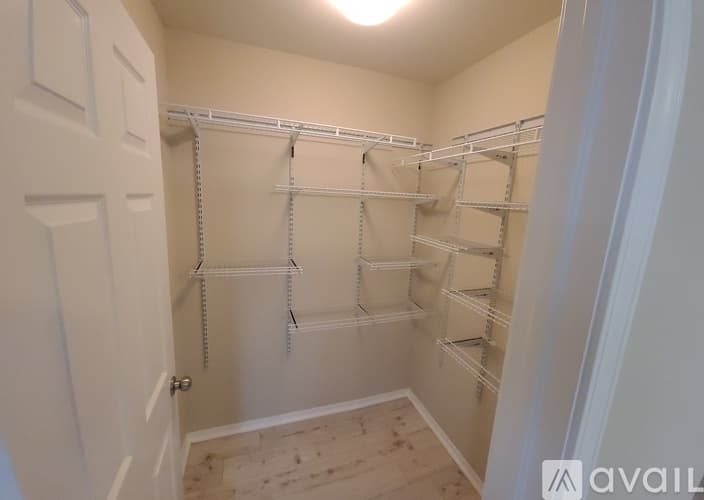 Riverview House: 4741 Somerset Hill Lane