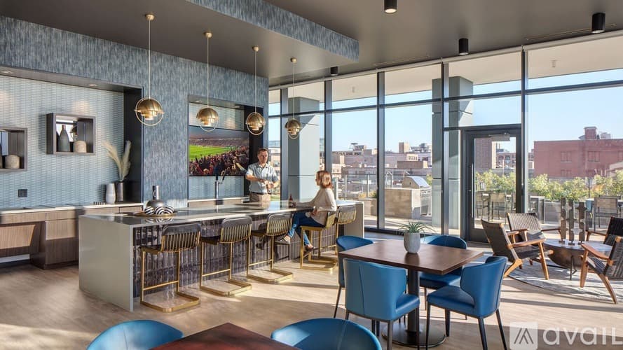Chicago Apartment: 2217 S Wabash Ave