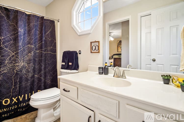 Knoxville Townhome: 10425 Raven Brook Ln