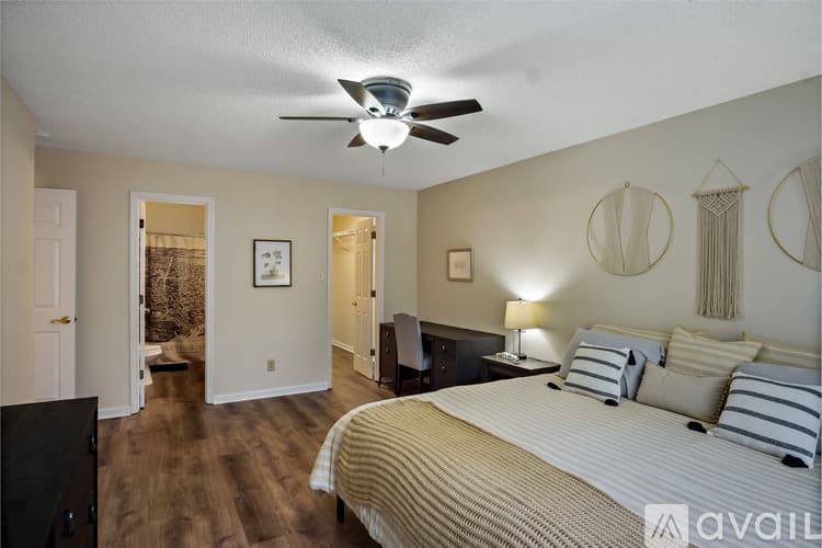 Knoxville Townhome: 10425 Raven Brook Ln