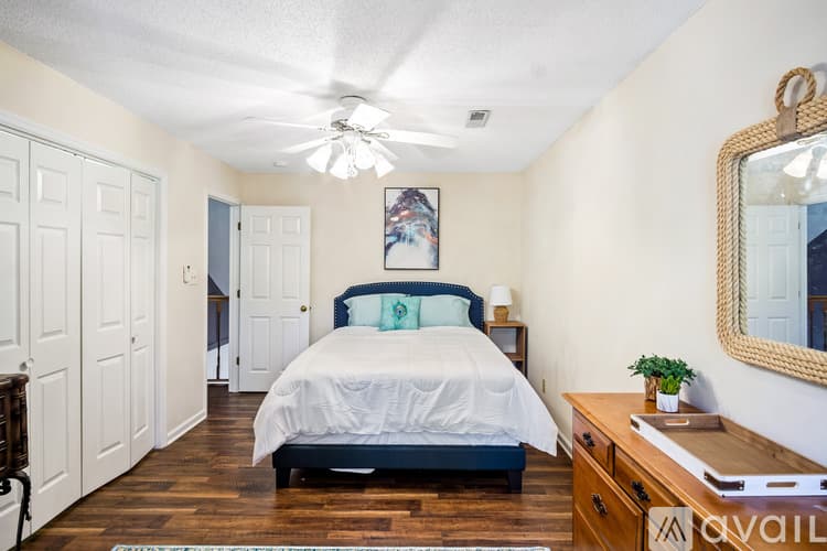 Knoxville Townhome: 10425 Raven Brook Ln