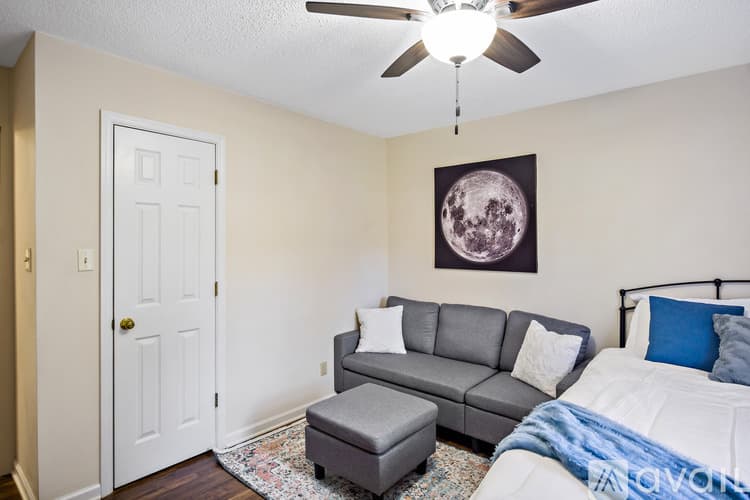 Knoxville Townhome: 10425 Raven Brook Ln