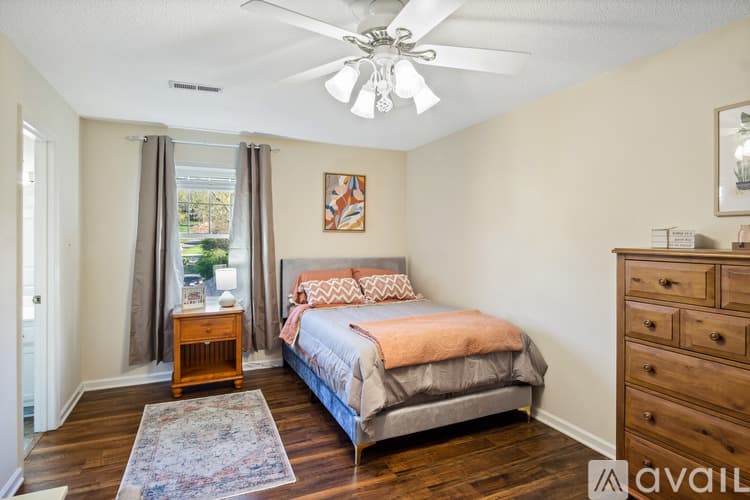 Knoxville Townhome: 10425 Raven Brook Ln