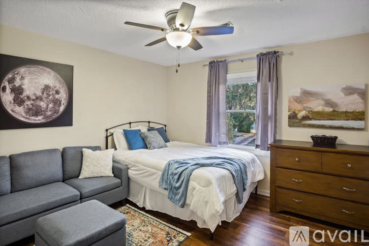 Knoxville Townhome: 10425 Raven Brook Ln
