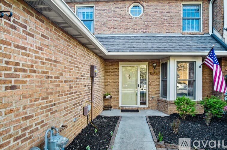 Knoxville Townhome: 10425 Raven Brook Ln