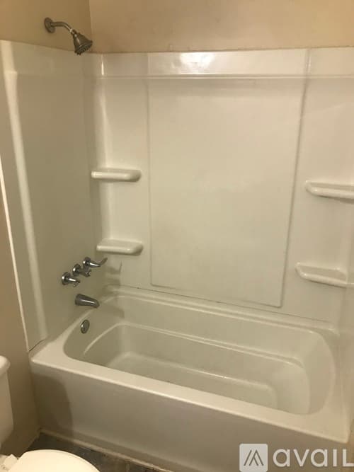 Goldsboro House: 1910 N John Ct
