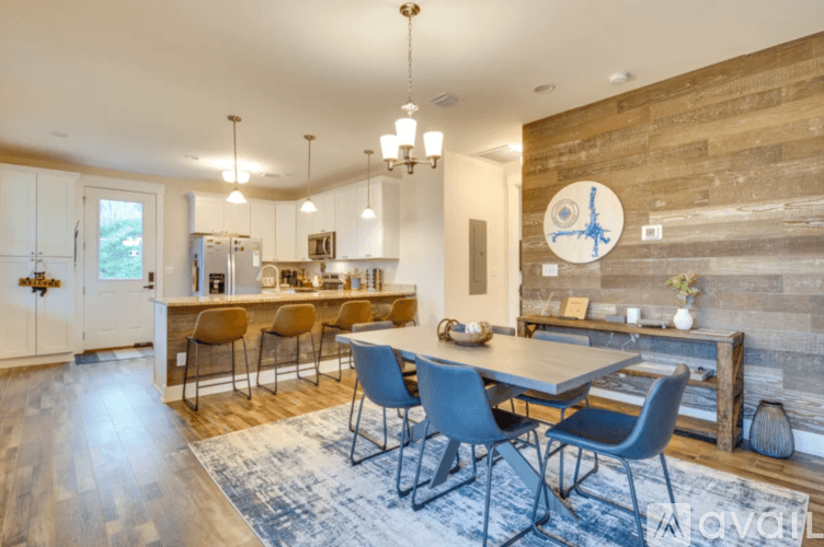 Rutherfordton House: 136 Ole Plantation Drive