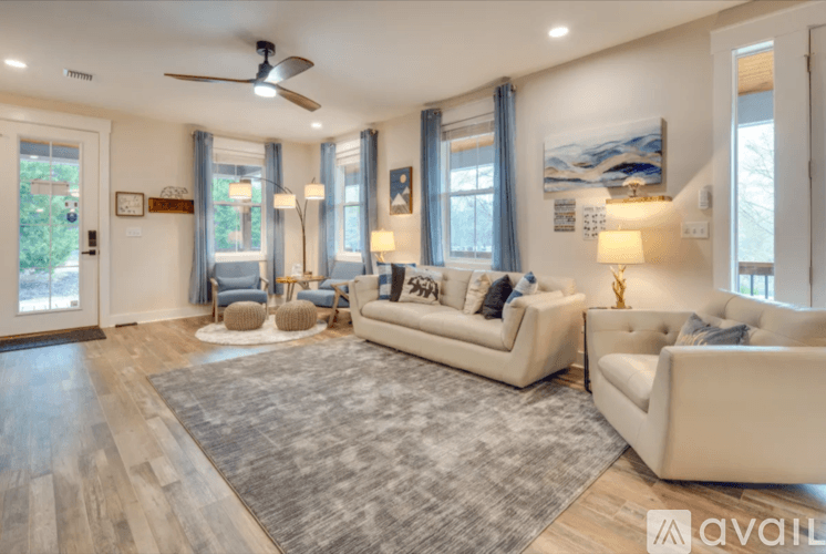 Rutherfordton House: 136 Ole Plantation Drive