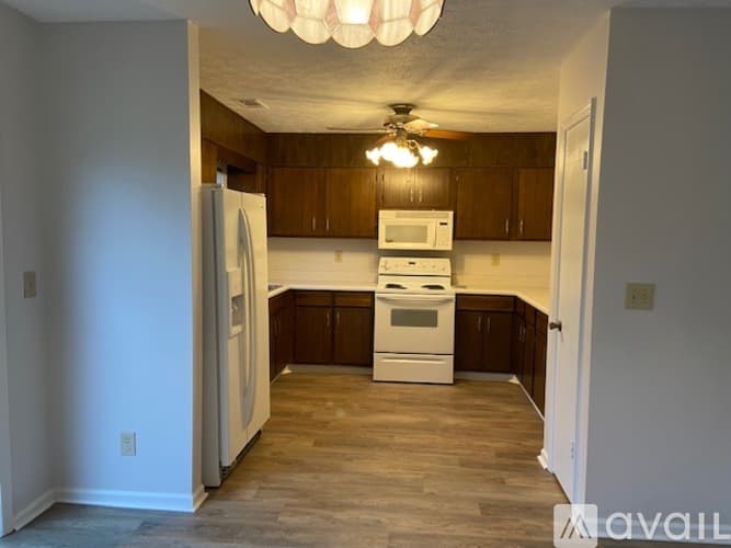 Norcross House: 1576 Spender Drive