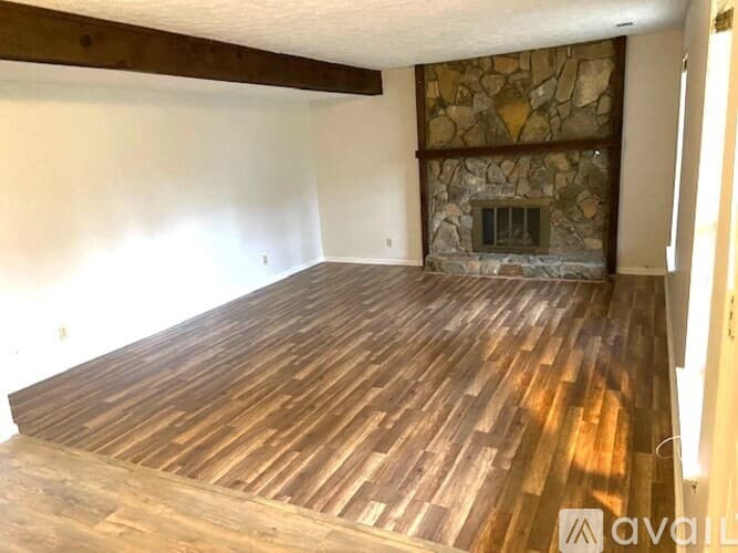 Norcross House: 1576 Spender Drive