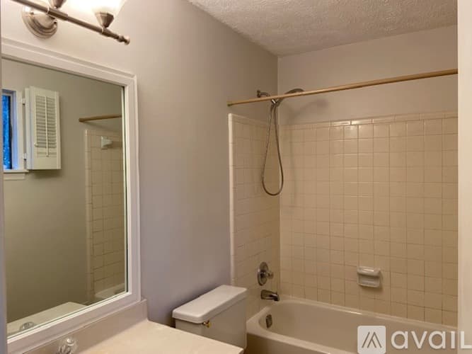 Norcross House: 1576 Spender Drive