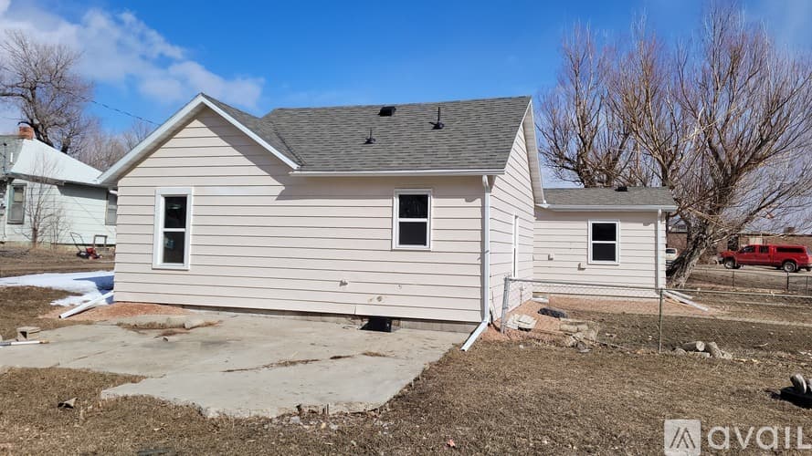 New Underwood Townhome: 409 S Madison Ave