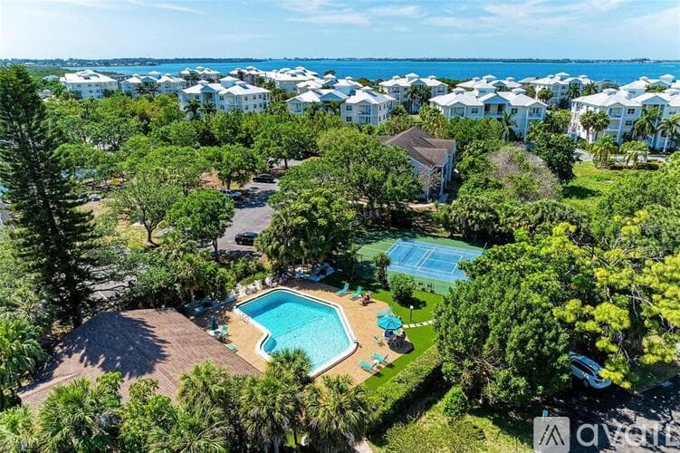 Bradenton Condo: 3810 75th Street West