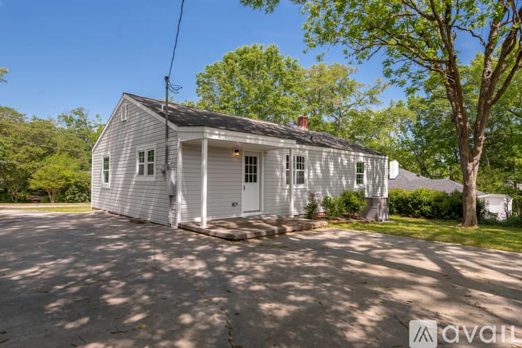 Lancaster House: 441 West Springs Street