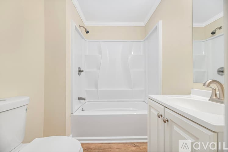 Lancaster House: 441 West Springs Street