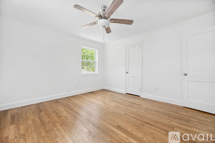 Lancaster House: 441 West Springs Street