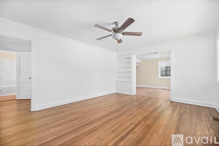 Lancaster House: 441 West Springs Street