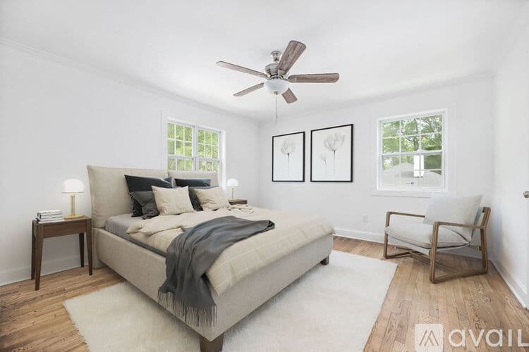 Lancaster House: 441 West Springs Street