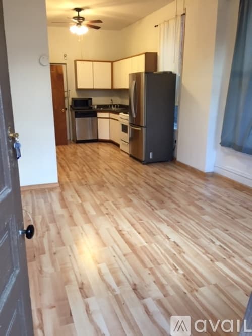 Chicago Apartment: 1929 North Sheffield Avenue