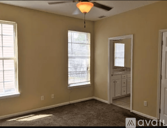 Brunswick House: 171 Drayton Cir
