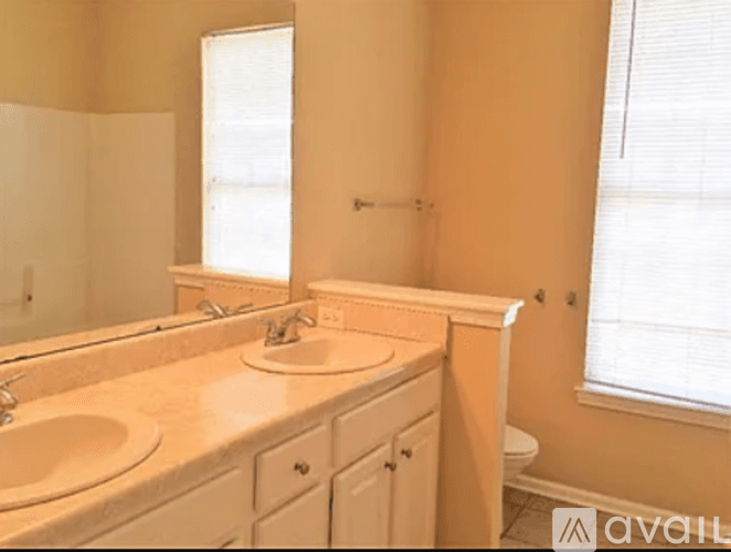 Brunswick House: 171 Drayton Cir