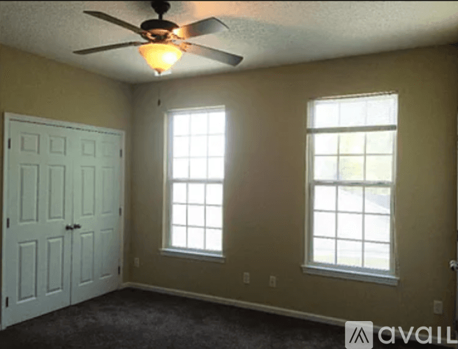 Brunswick House: 171 Drayton Cir