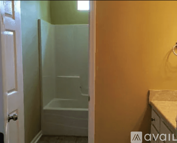 Brunswick House: 171 Drayton Cir