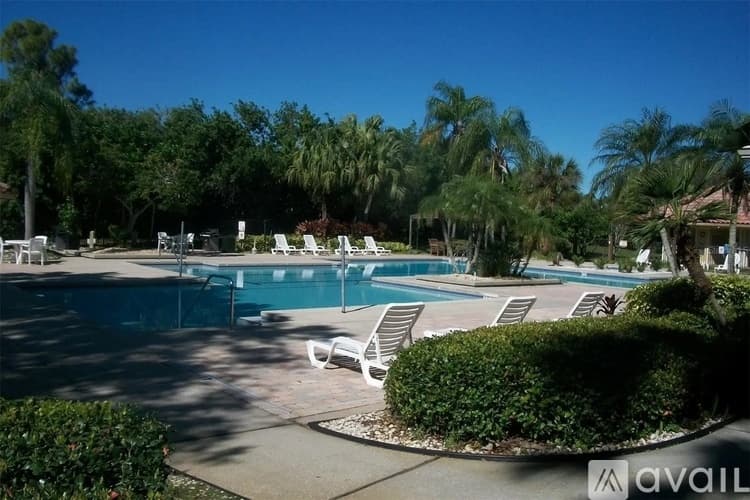 St. Petersburg Condo: 11901 4th Street North