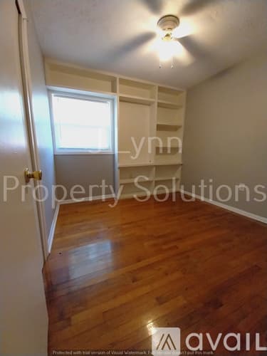 Orangeburg House: 2079 Atlantic Ave