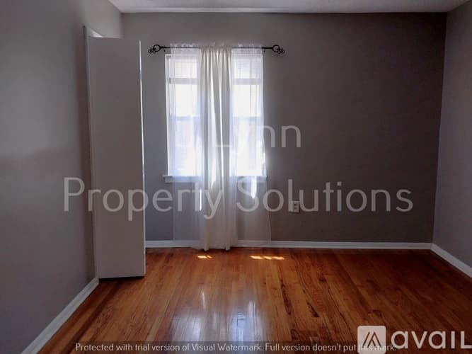 Orangeburg House: 2079 Atlantic Ave
