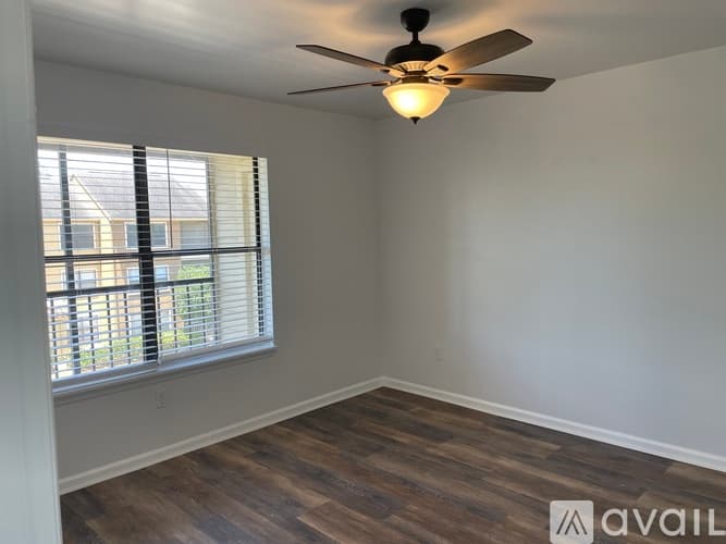 St. Petersburg Condo: 11901 4th Street North