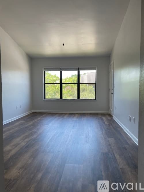 St. Petersburg Condo: 11901 4th Street North