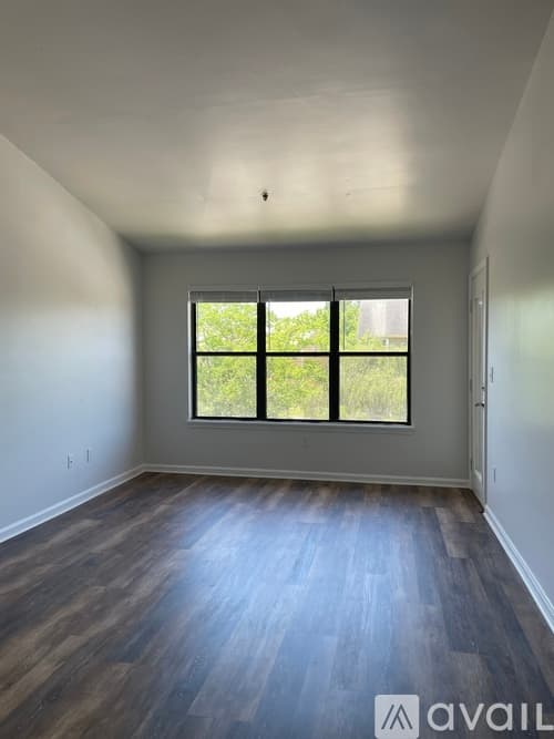 St. Petersburg Condo: 11901 4th Street North